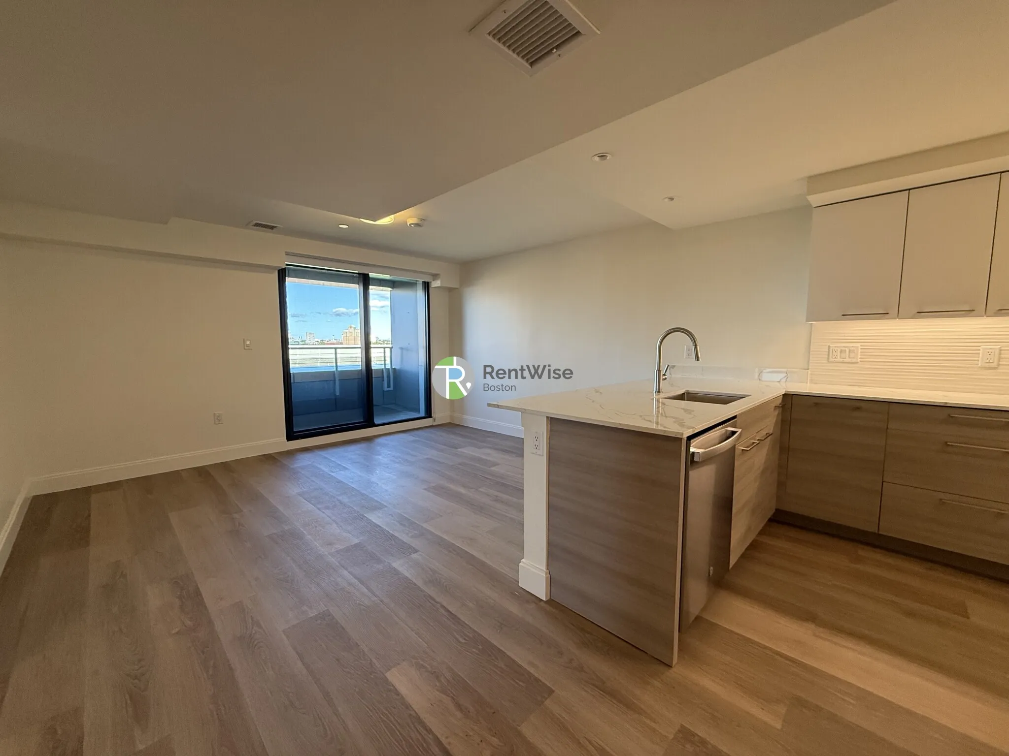 1079 Commonwealth Ave, Allston