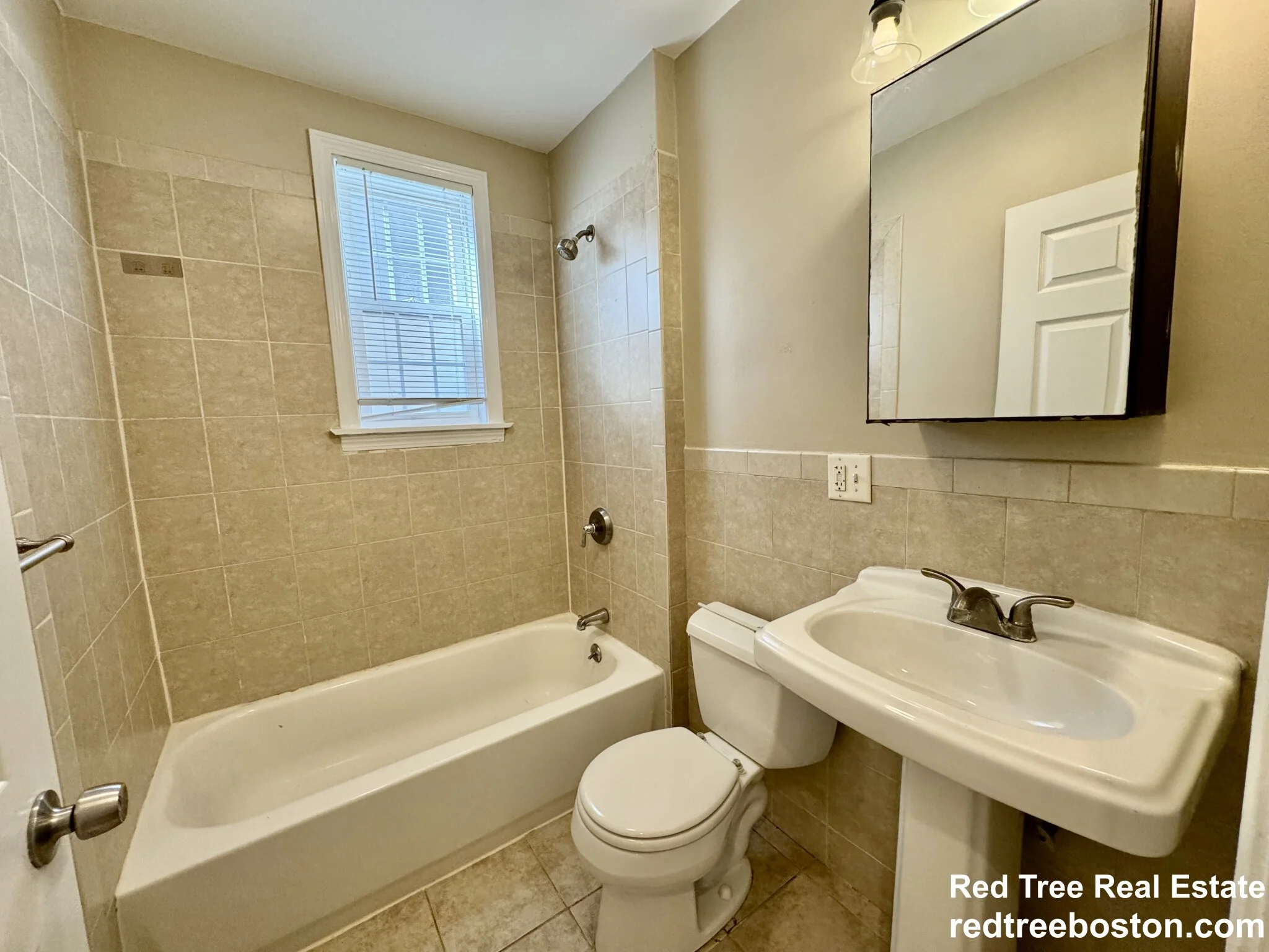 22 Elmore St, Roxbury