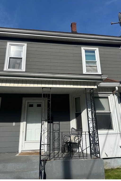 33 Garfield Ave, Woburn