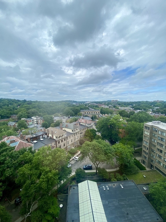 1731 Beacon St, Brookline