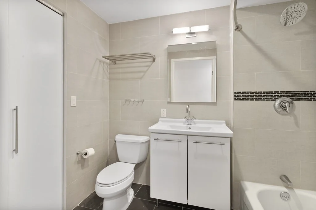 2 Earhart St, East Cambridge
