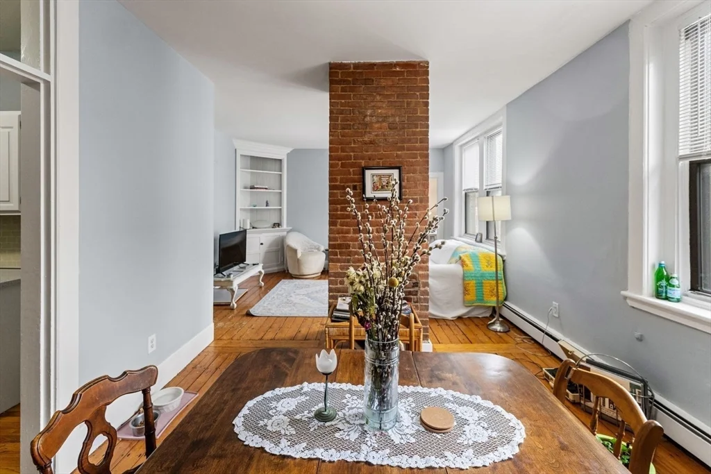 2 Pearl St, Charlestown