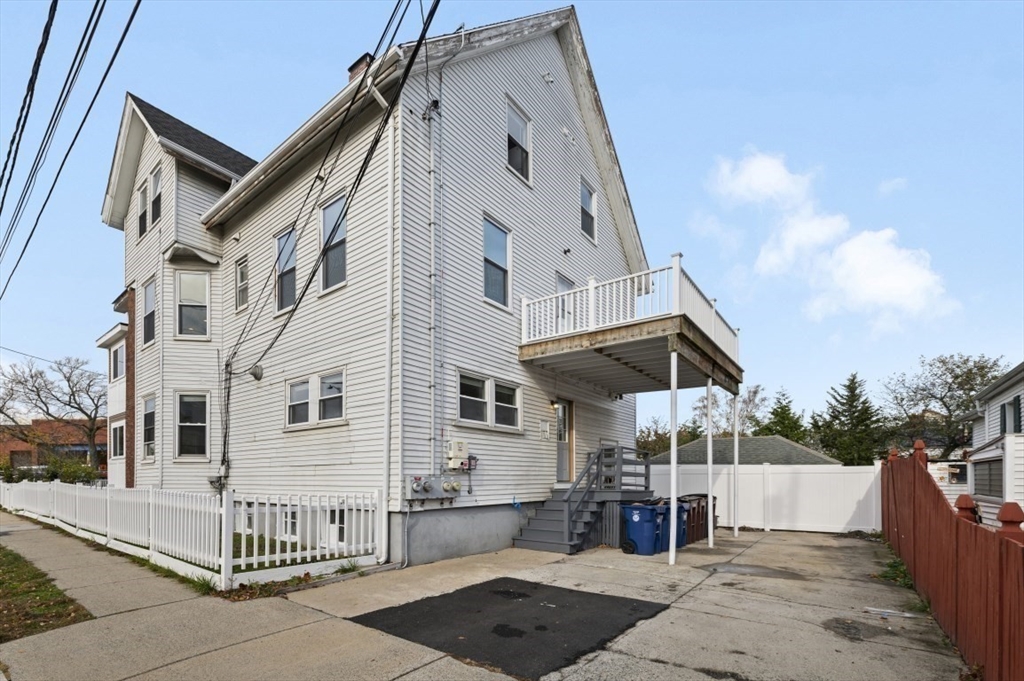 129 Lynnway, Revere