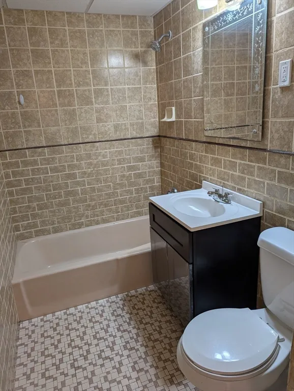 16A Mayberry Dr, Westborough