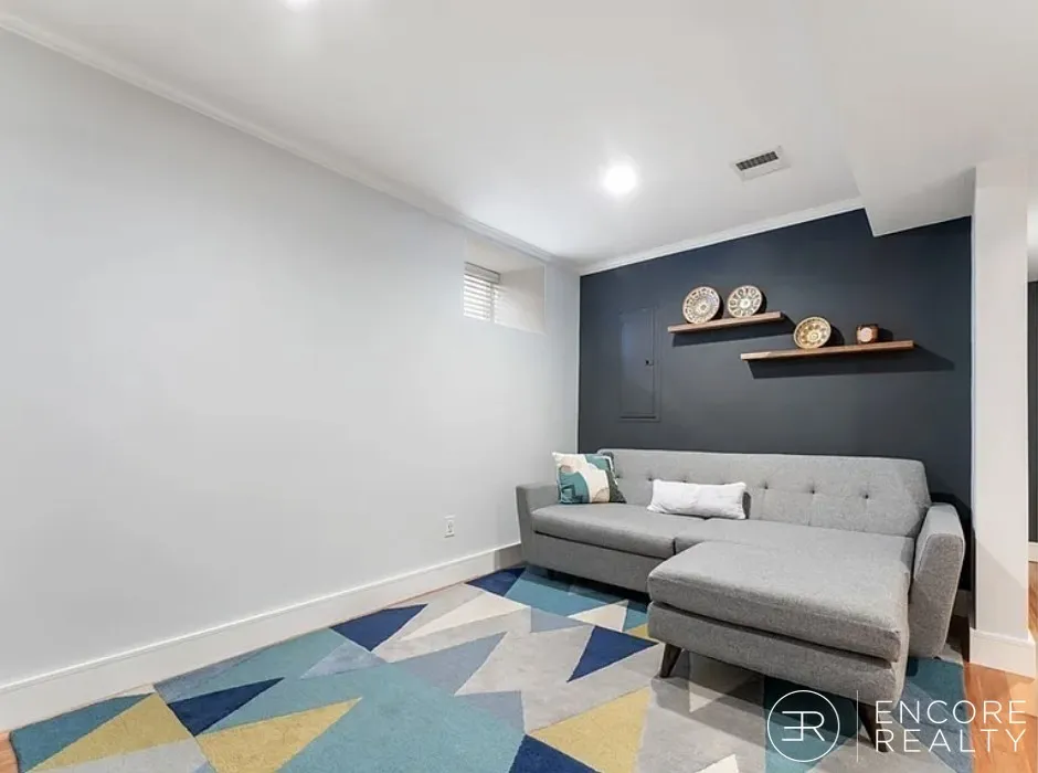 82 Summit Ave, Corey Hill