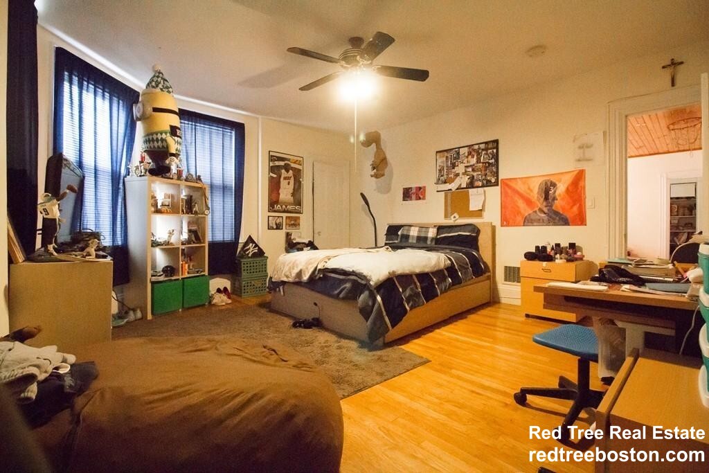 234 Cypress St, Brookline