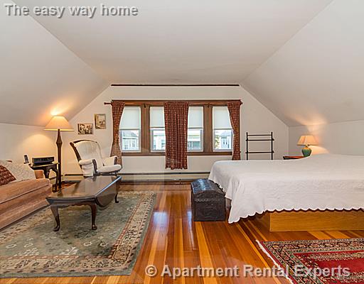 108 Bowdoin St, Tufts