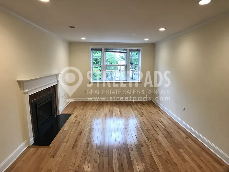 55 Langdon St, Neighborhood Nine