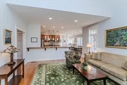 60 Red Gate, Amherst