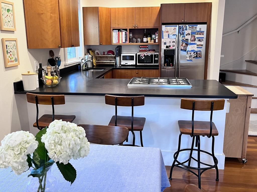 44 Rockview St, Jamaica Plain