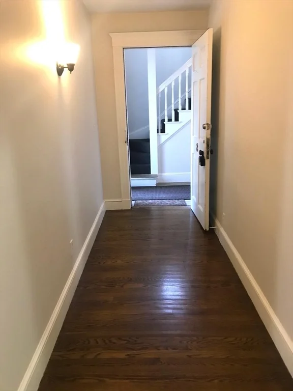 11 W Elm Ave, Quincy