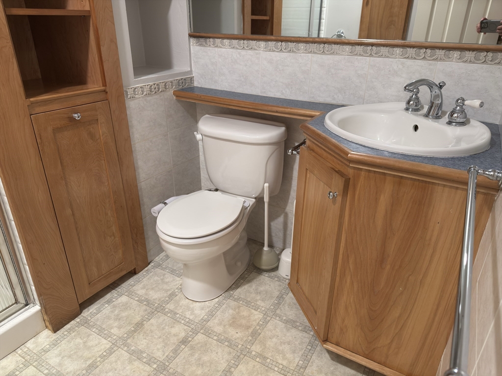 280 Village St, Medway