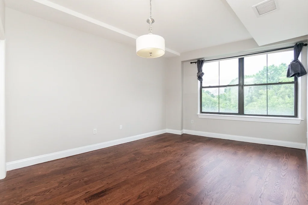 110-112 Cypress St, Coolidge Corner