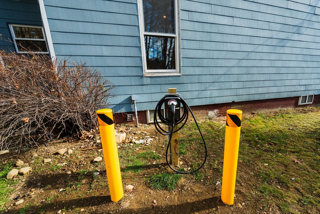 340 East Main St, East Brookfield