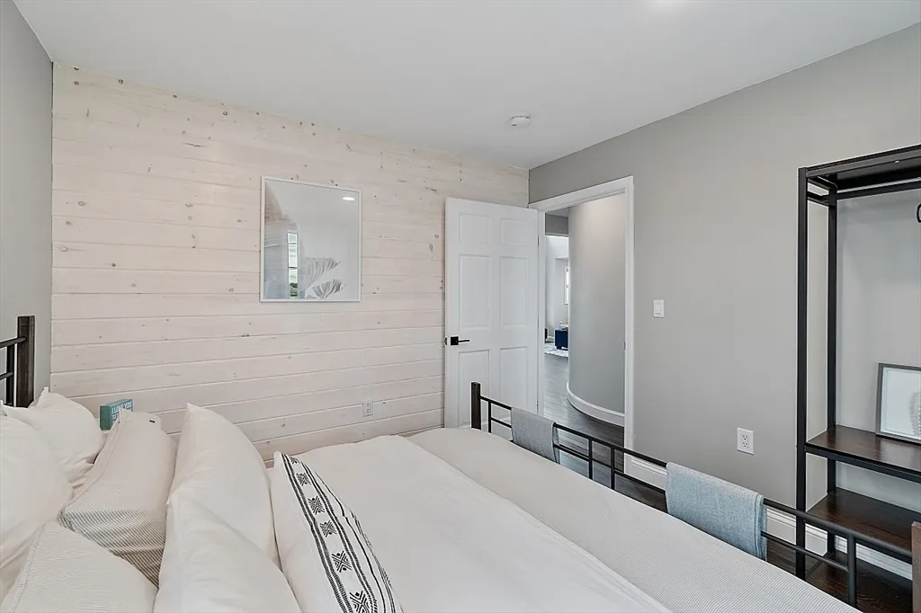 4 Northern Blvd, Plum Island