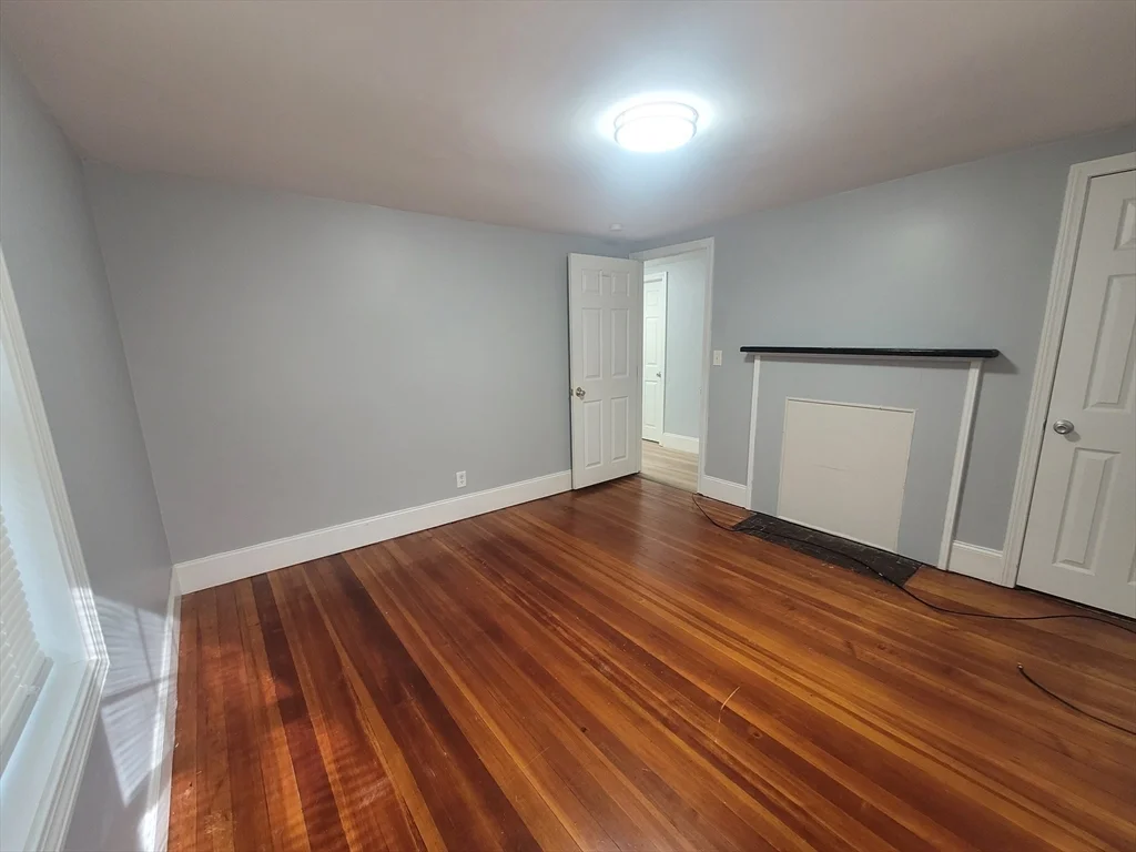 237 Colburn St, Dedham