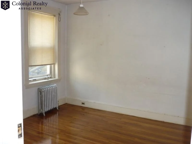 243 Freeman St, North Brookline