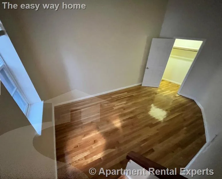 17 Bow St, Union Square