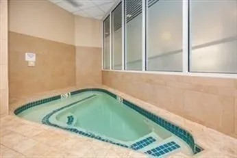 8 Museum Way, East Cambridge