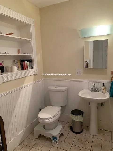 66 Clifford St, Roxbury