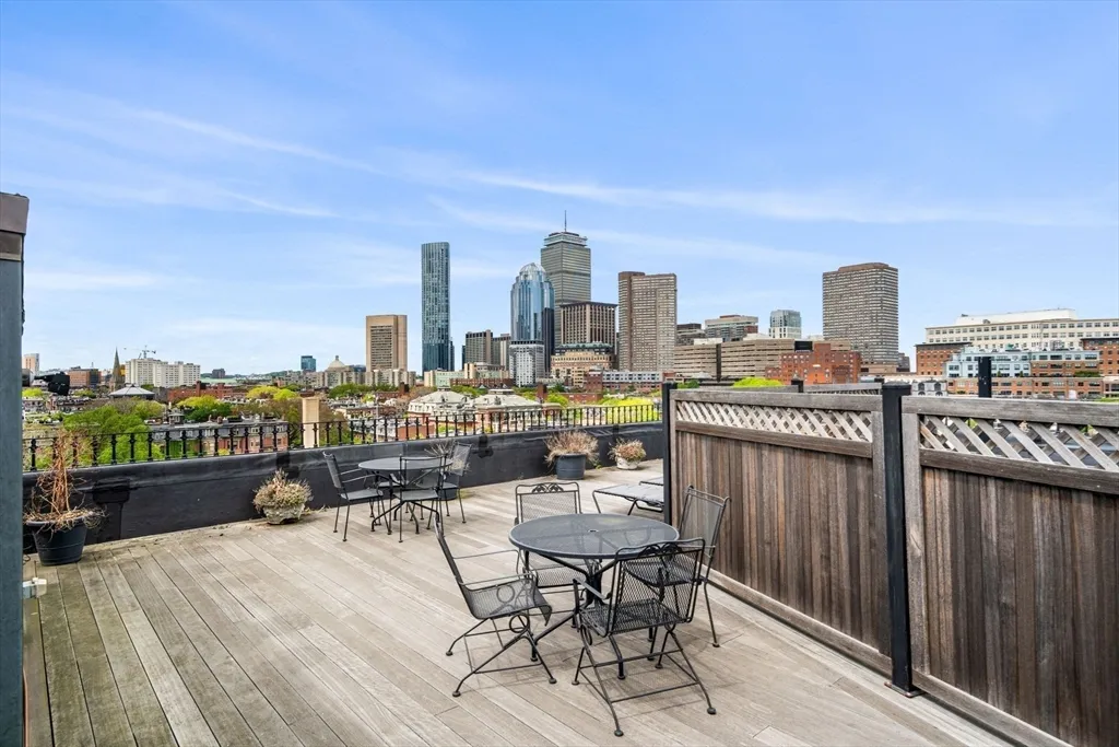 2 Clarendon St, South End