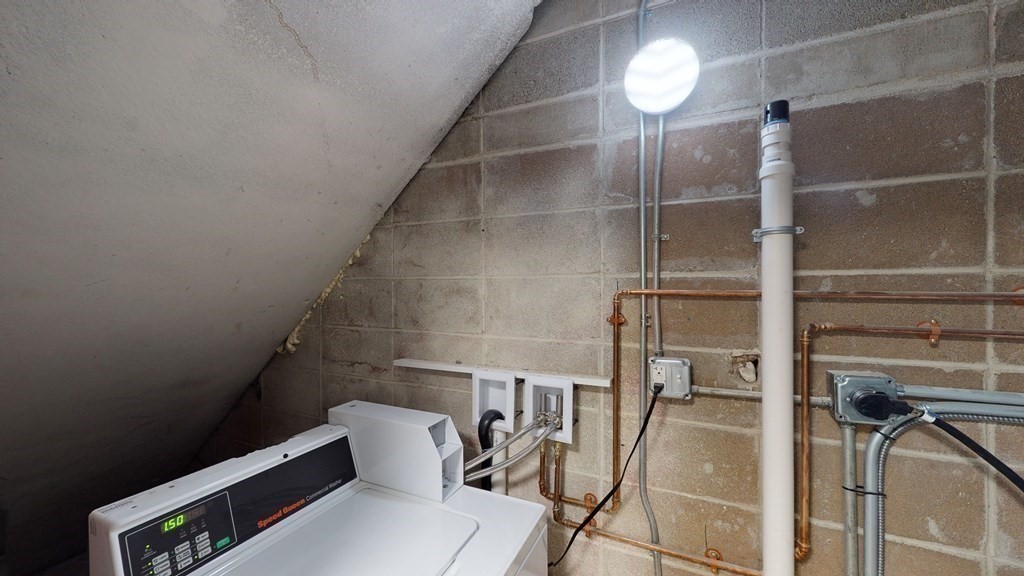 89 Woodrow Ave, Dorchester