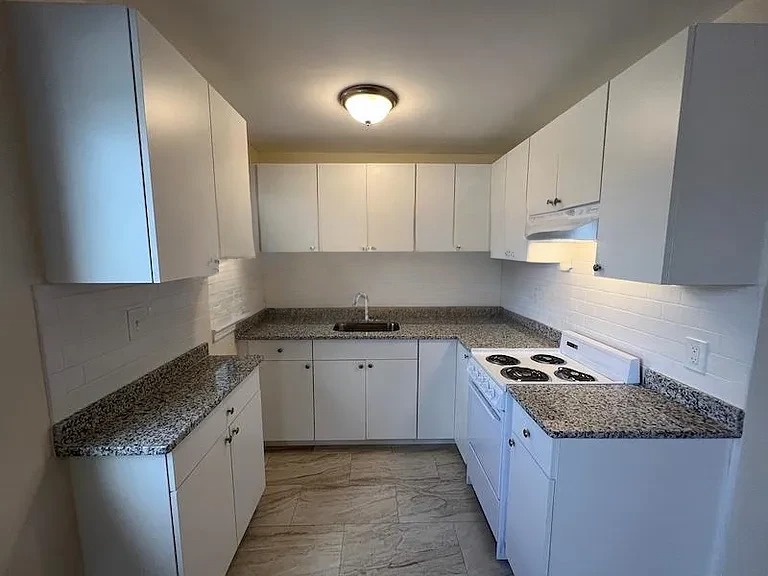 2018 Commonwealth Ave, Brighton