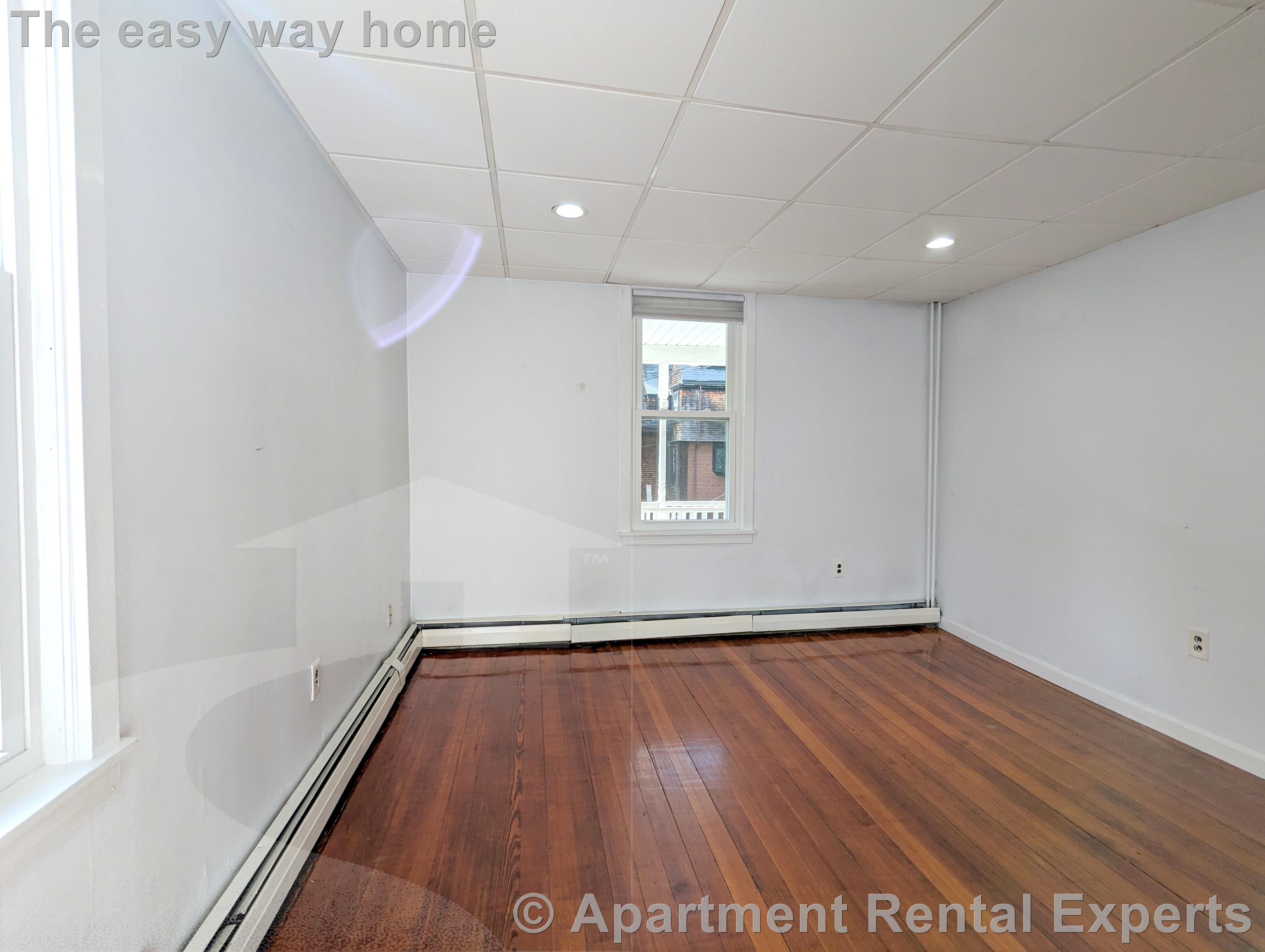 67 Putnam St, Spring Hill