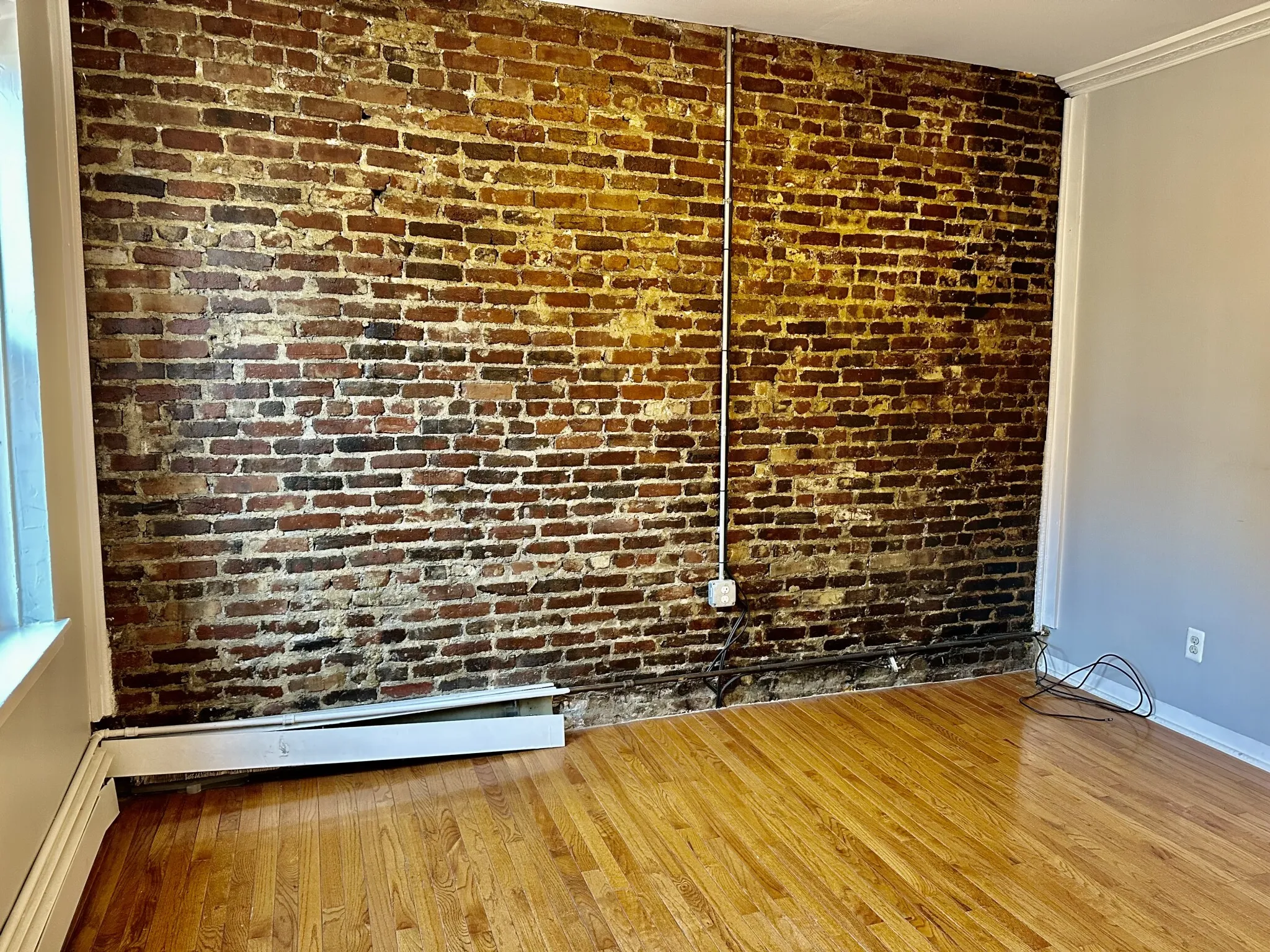 9 Bowdoin St, Beacon Hill