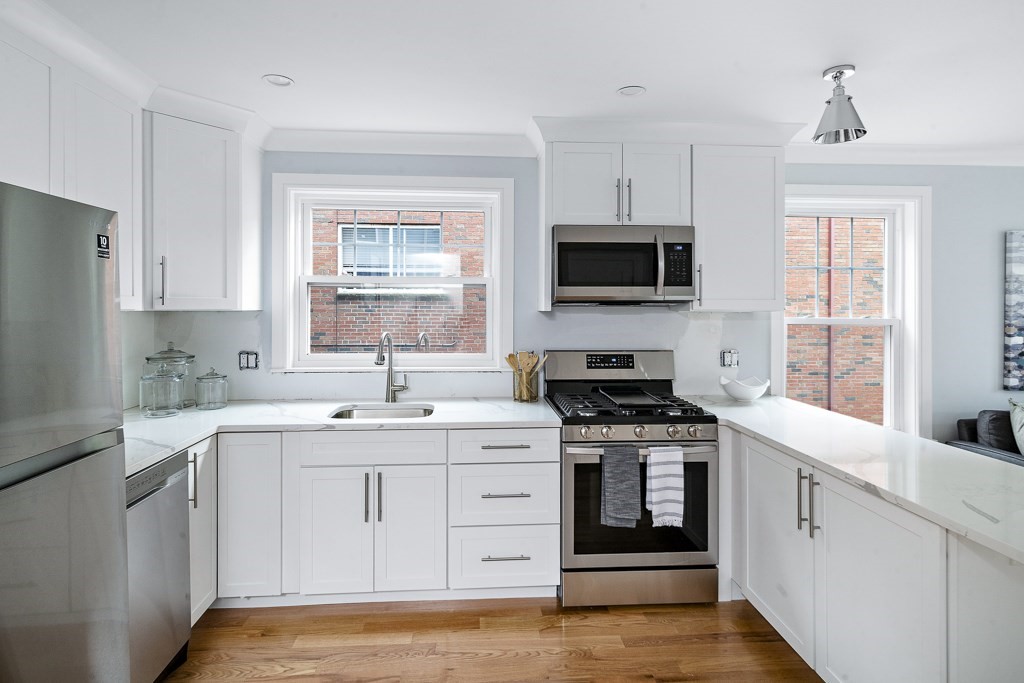 650 Hyde Park Ave, Roslindale