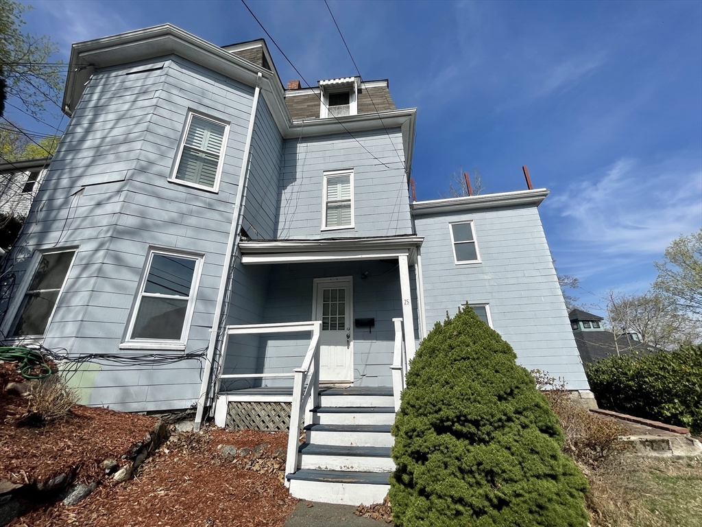 25 Oakland St, Newton