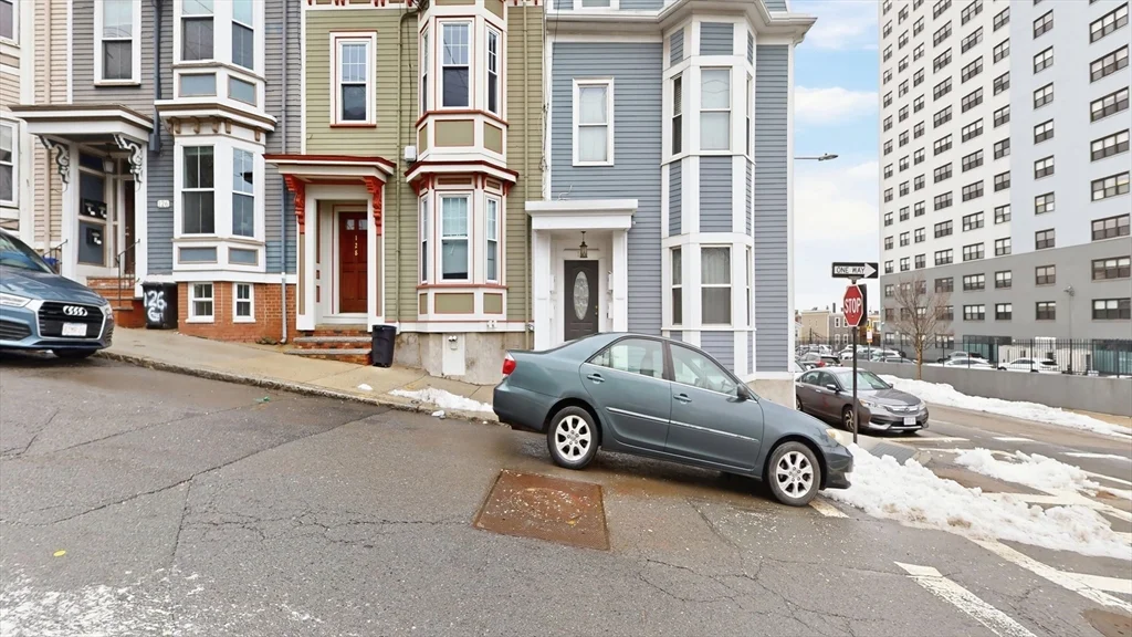 130 G St, South Boston