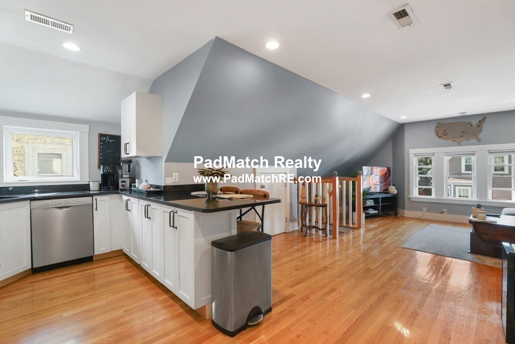 15 Harvest St, Dorchester