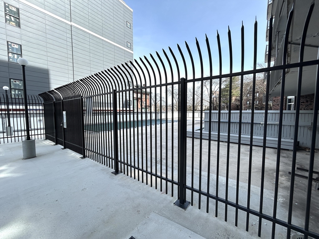 19 Winchester St, Coolidge Corner