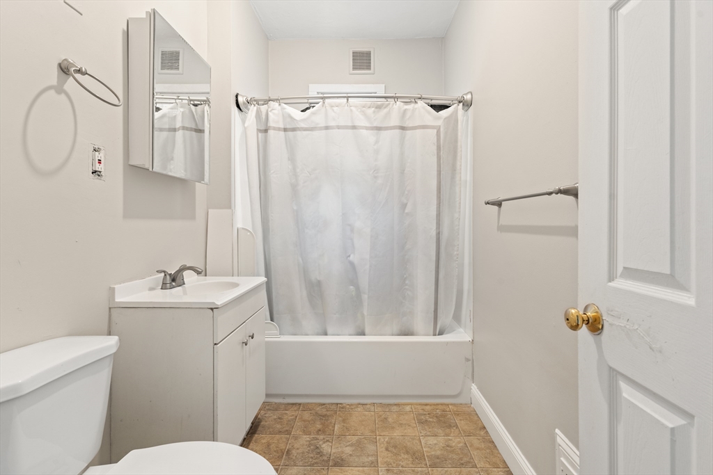 56 Church St, Dorchester