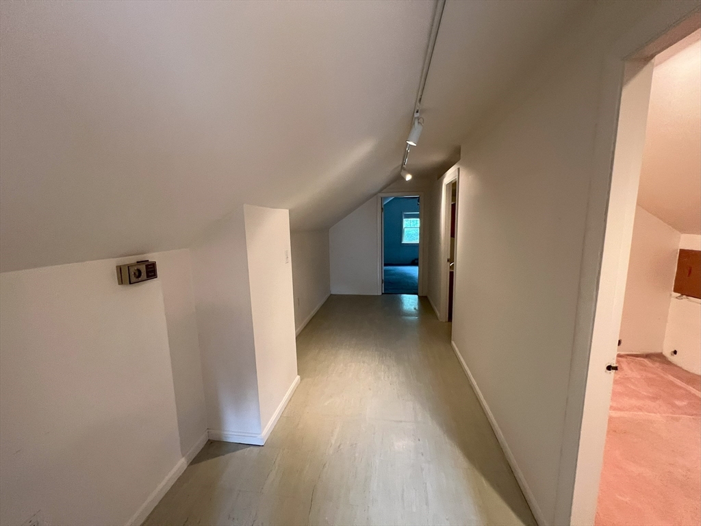 17 Maple St, Auburndale