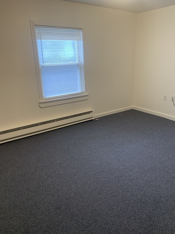 40 Brackett St, Oak Square