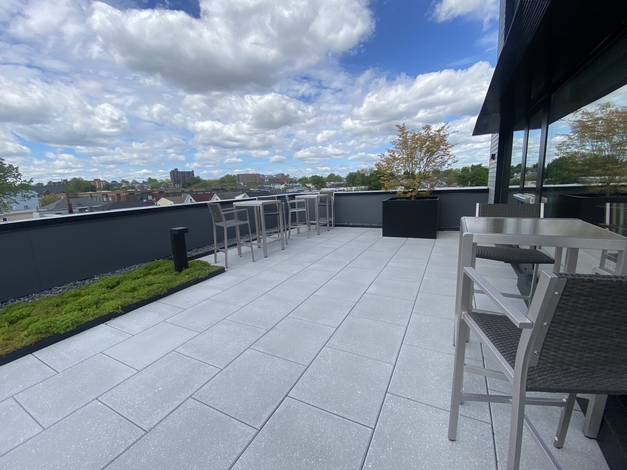 154 Broadway, East Somerville