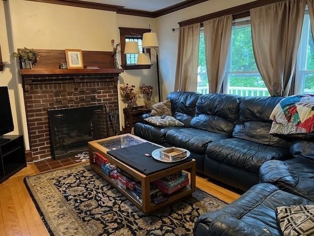 911 Broadway, Davis Square