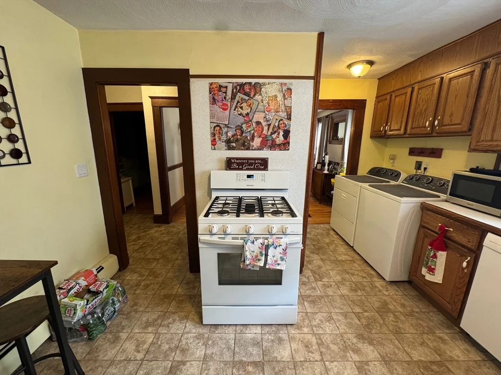 198 School St, Watertown