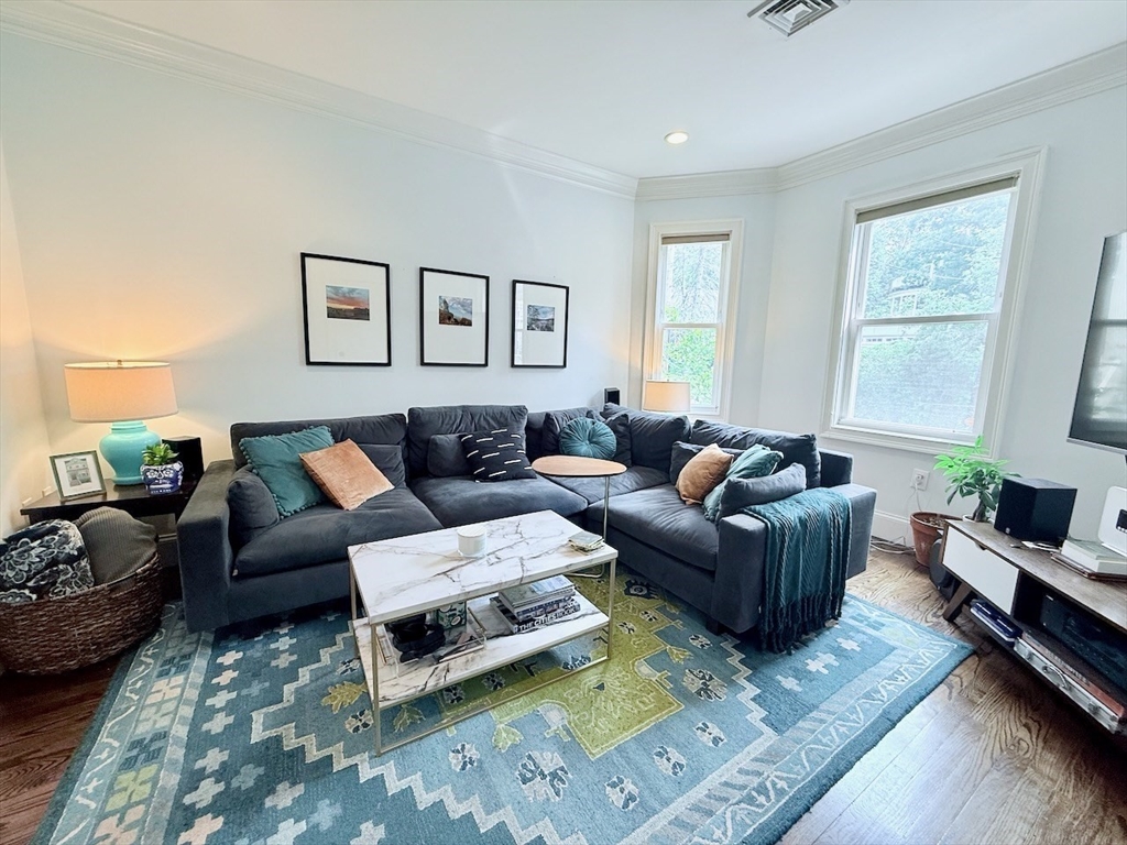 58 Seaverns Ave, Jamaica Plain