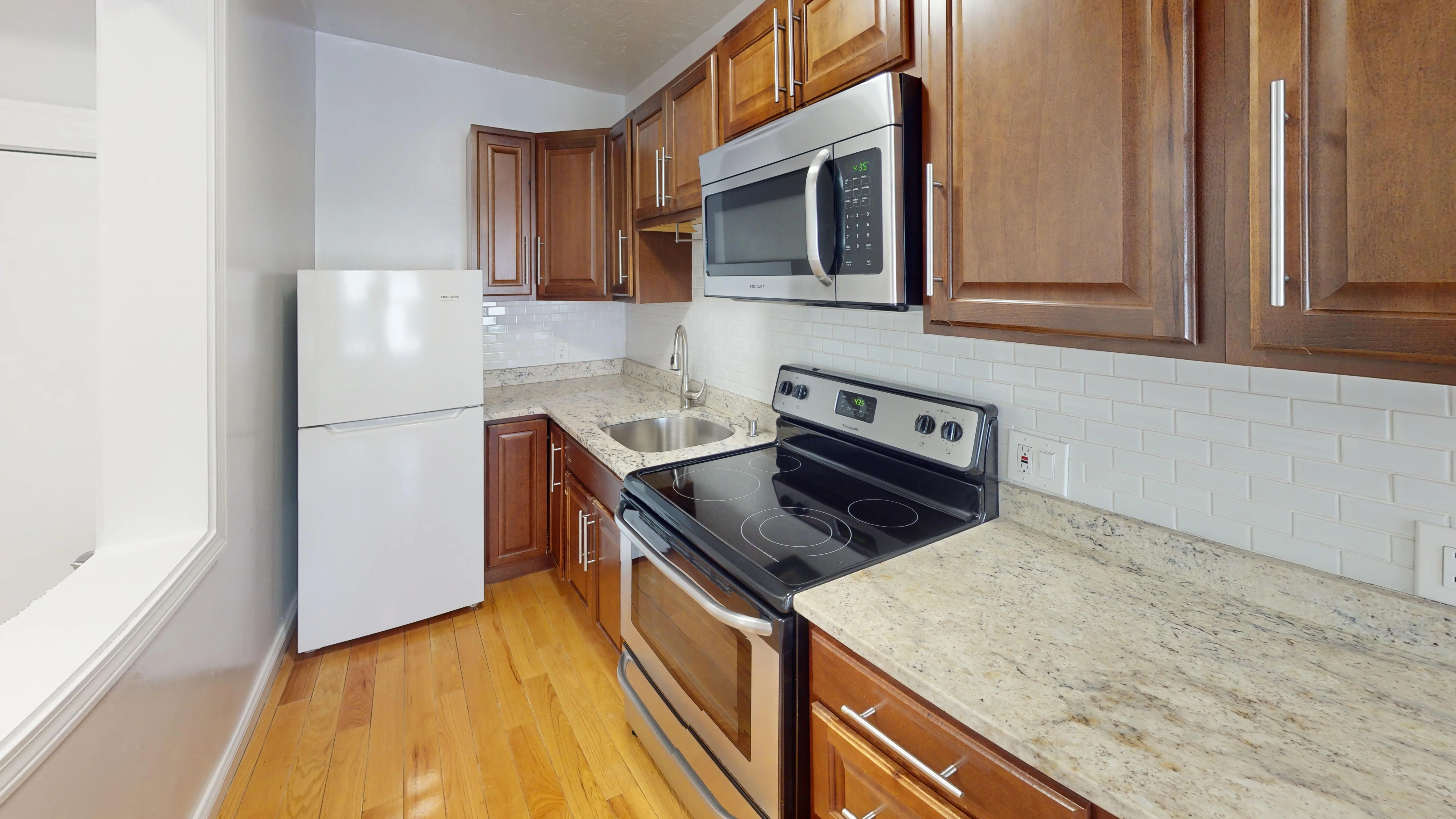 19 Peterborough St, Fenway