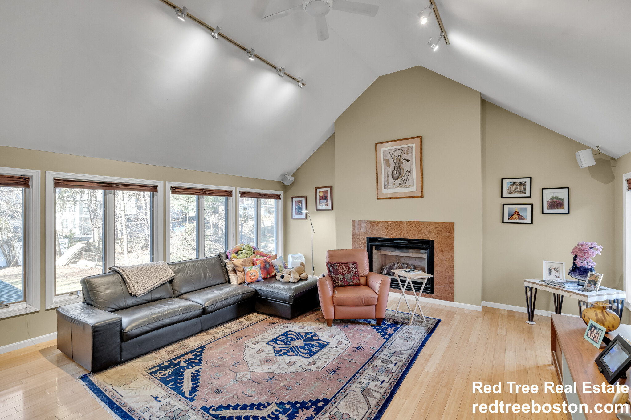 829 Chestnut St, Waban