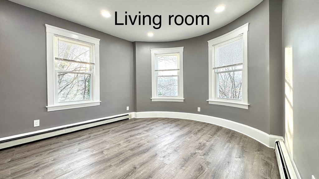 98 Saint Rose, Boston