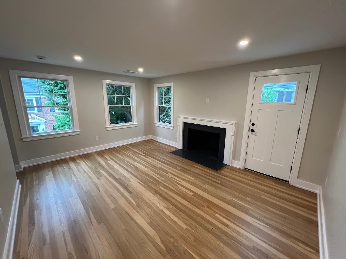 1136 Walnut St, Newton Highlands