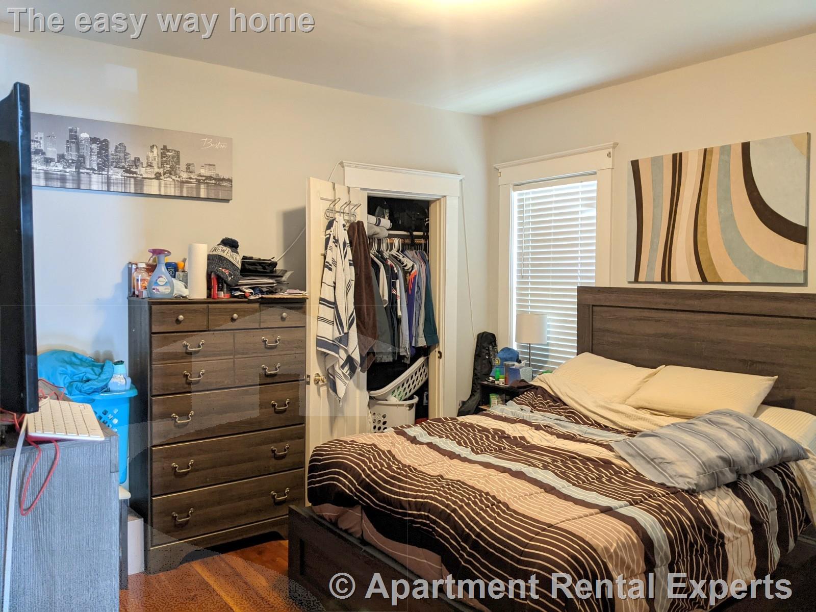 41-43 Belknap St, Teele Square