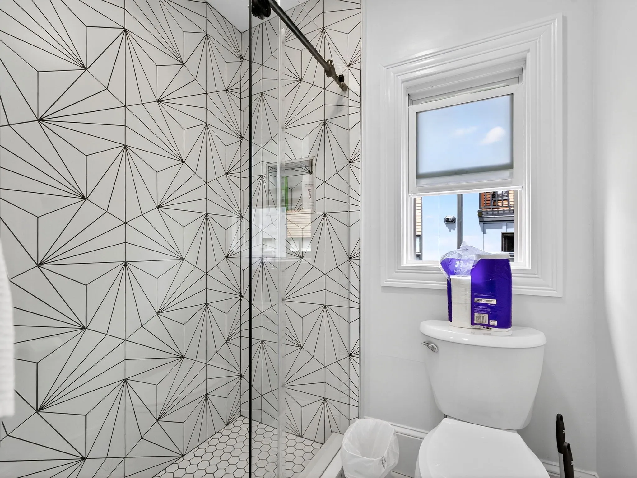 256 Main St, South Medford