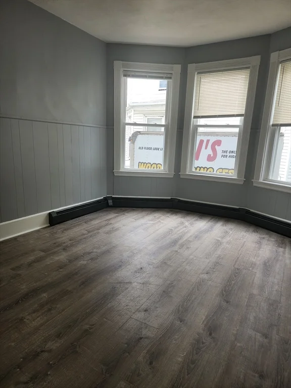 127 Washington, Lynn