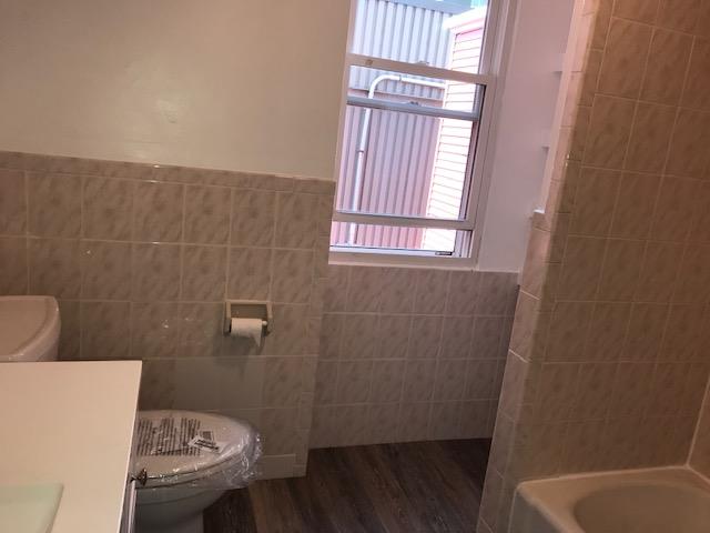 70 School St, The Port