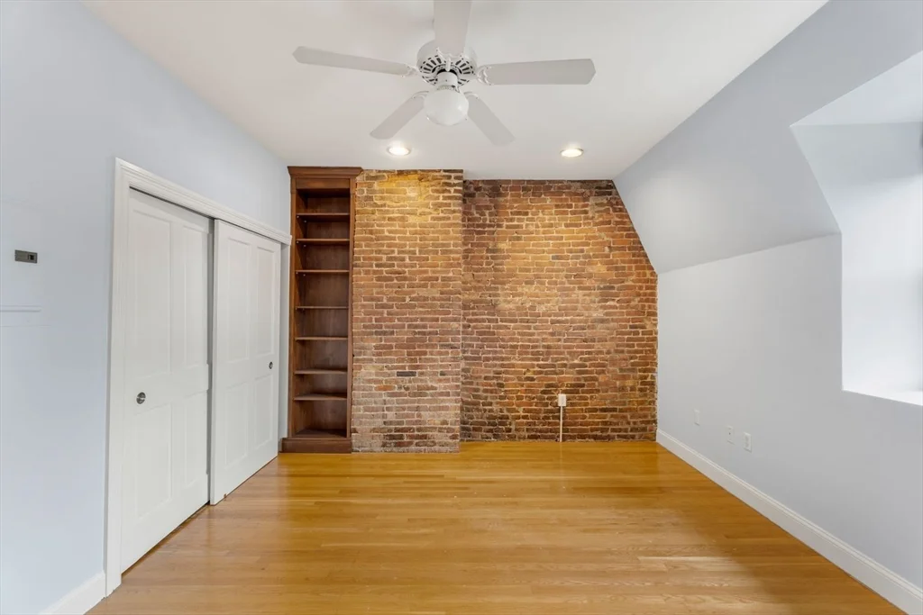 39 Worcester Sq, South End